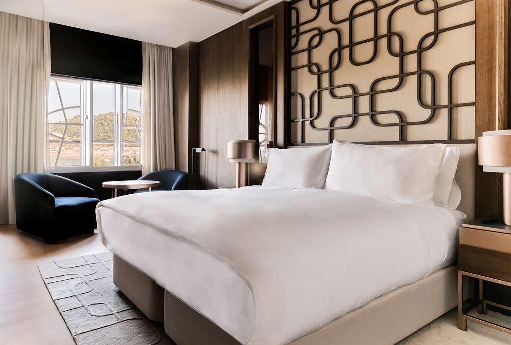 Hotel Nobu *