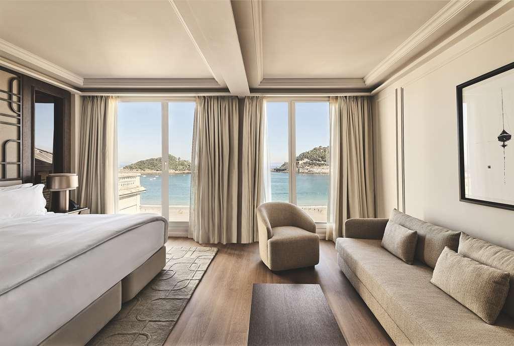 Nobu Hotel